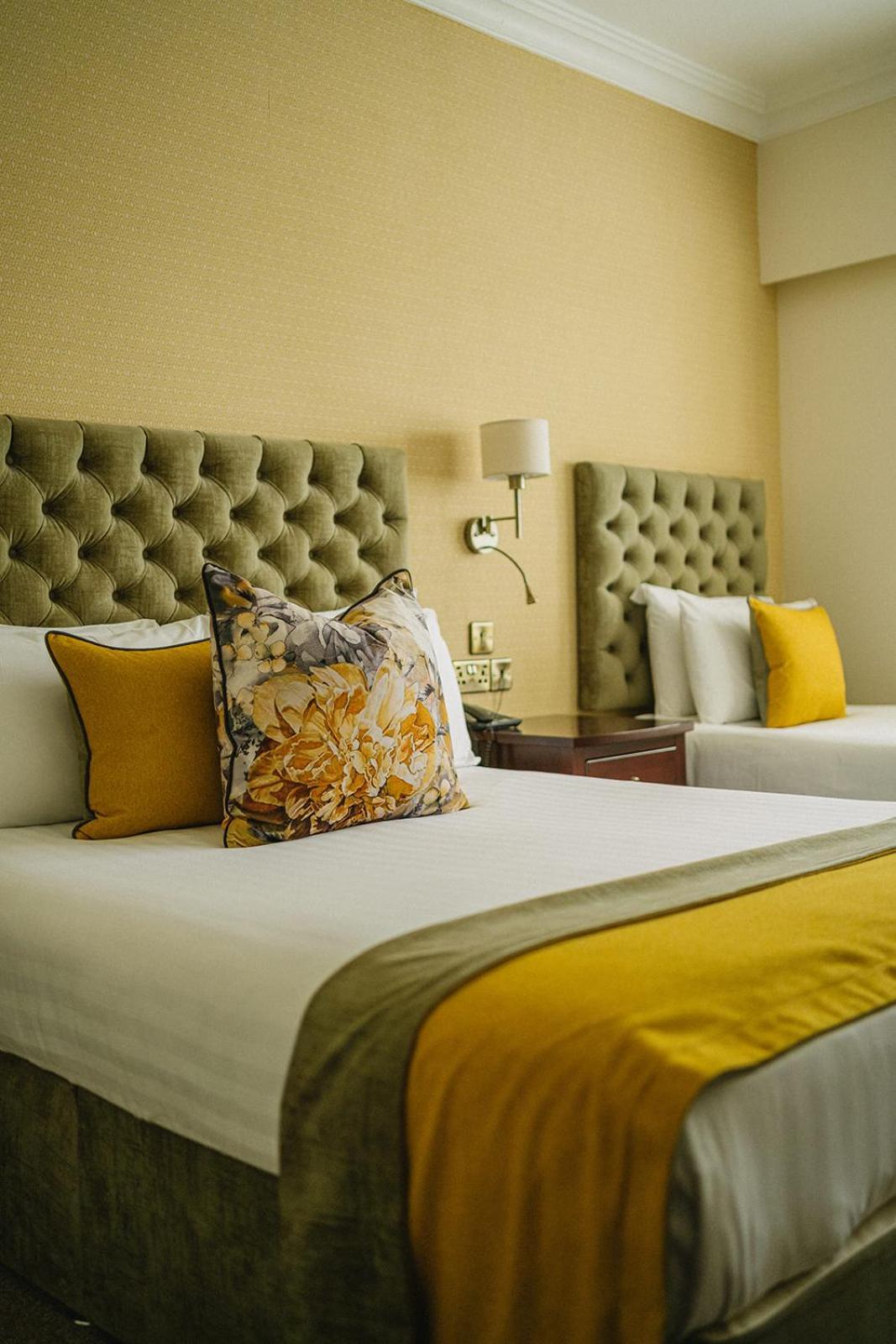 Crover House Hotel & Golf Club Mountnugent 외부 사진