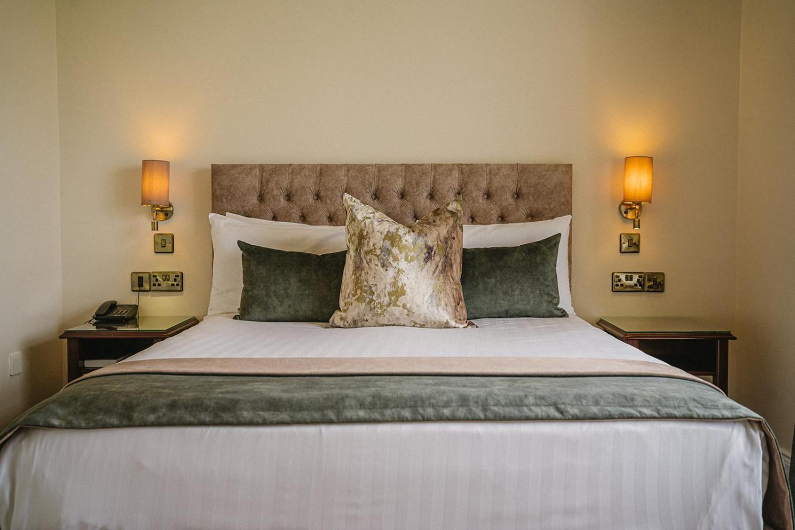 Crover House Hotel & Golf Club Mountnugent 외부 사진