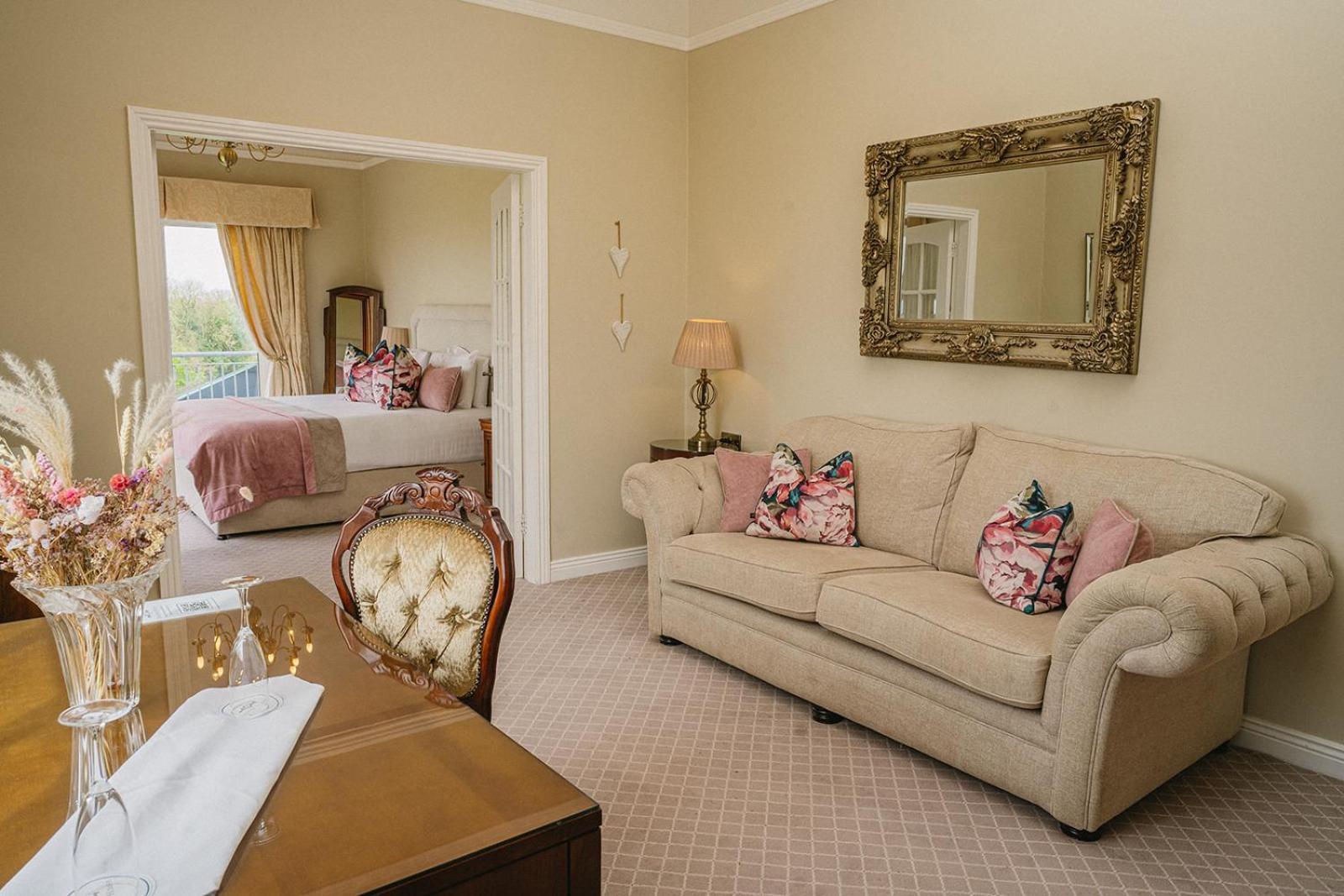 Crover House Hotel & Golf Club Mountnugent 외부 사진