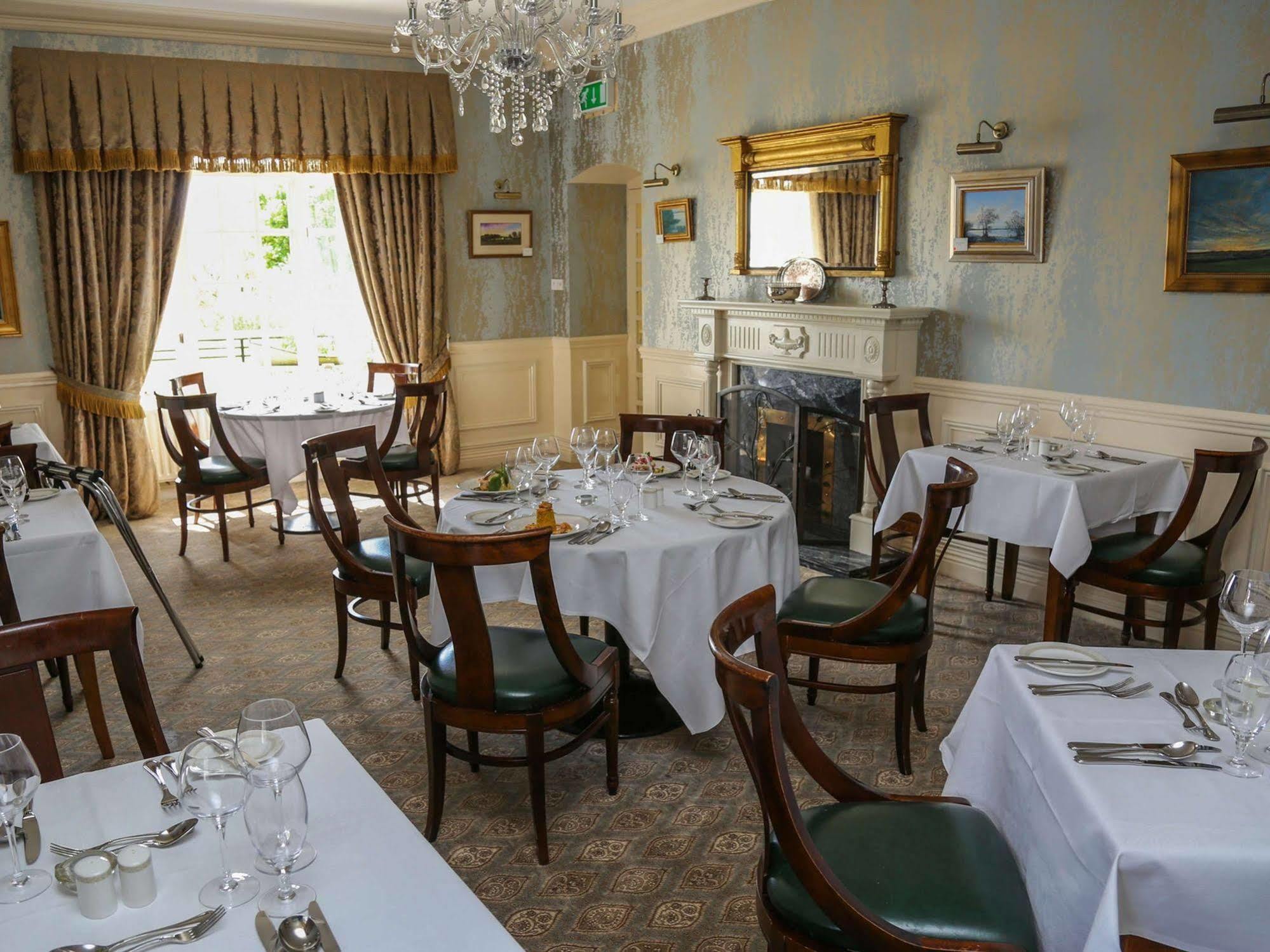 Crover House Hotel & Golf Club Mountnugent 외부 사진